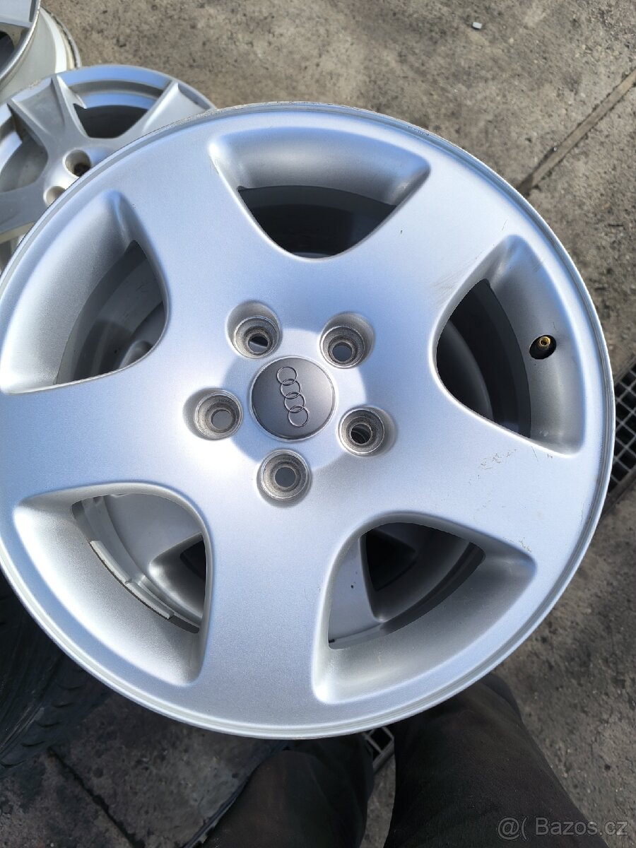 Origo audi r16