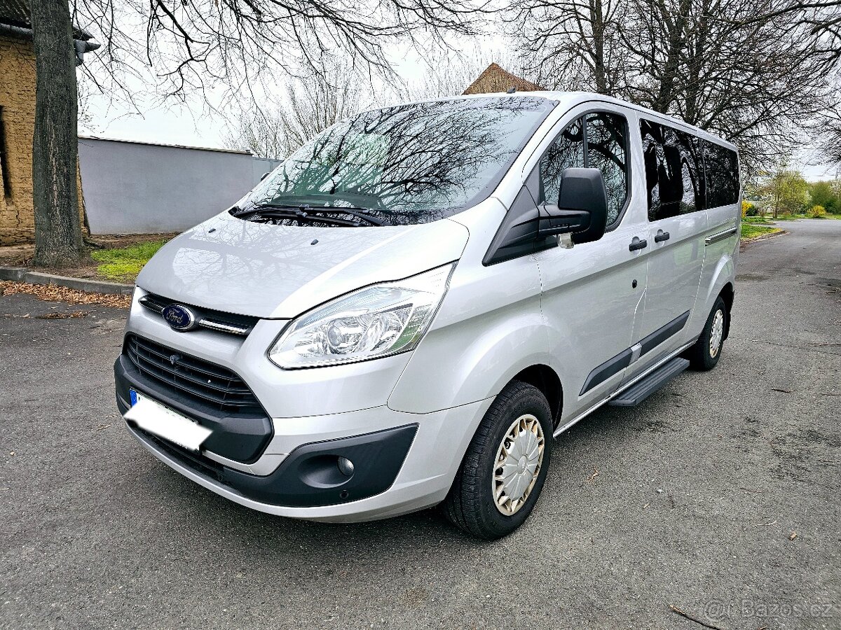 Ford Tourneo Custom 2,2tdci 114kw 9.míst long model 2015