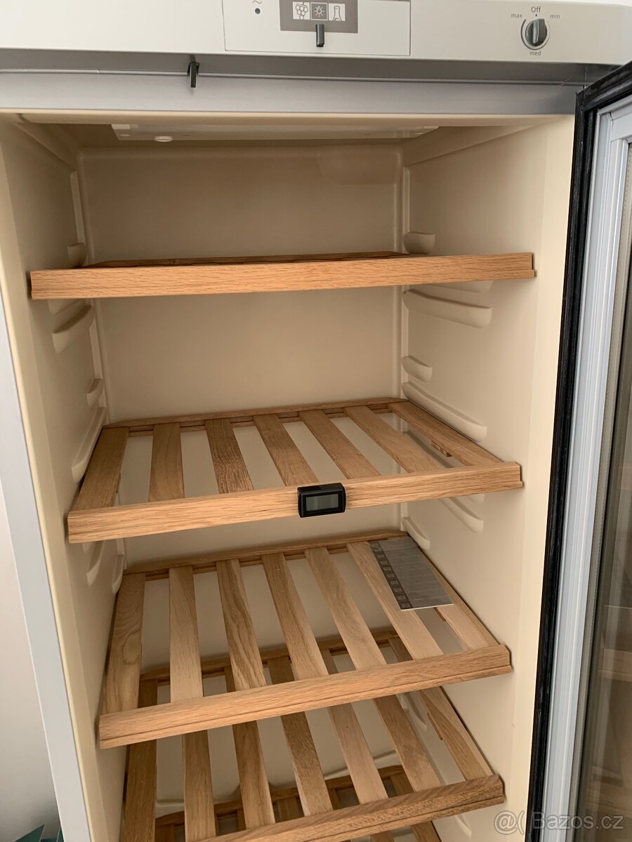 Vinotéka Whirlpool ARC 2110 W