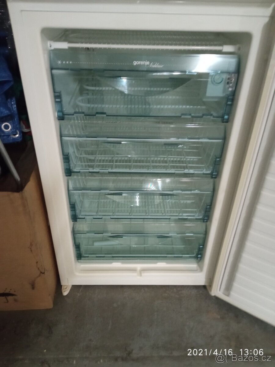 Prodám nepoužitý vestavný mrazák a lednici Gorenje