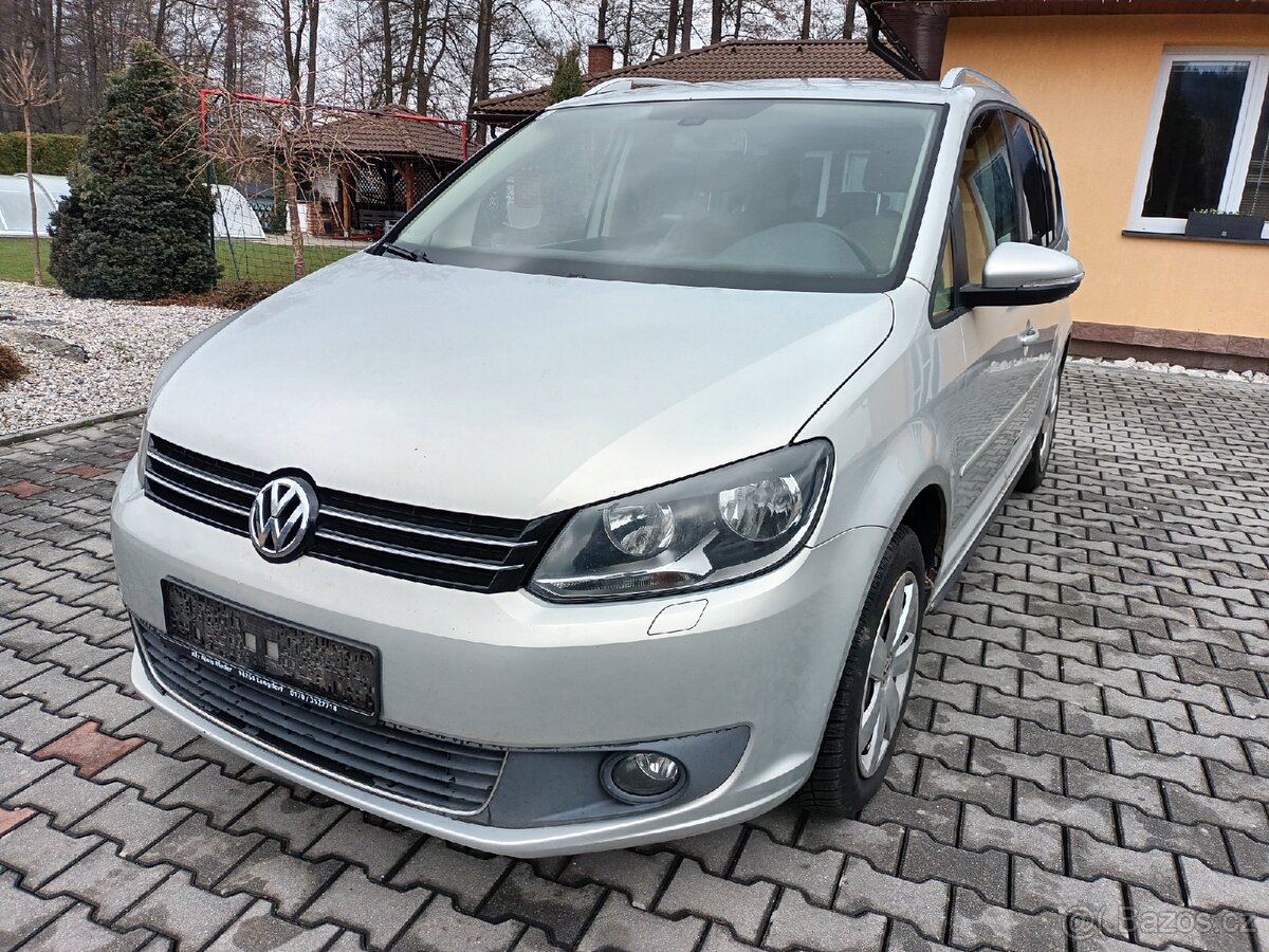 VW Touran 2.0TDi 103KW 11/2010 tažné zařízení