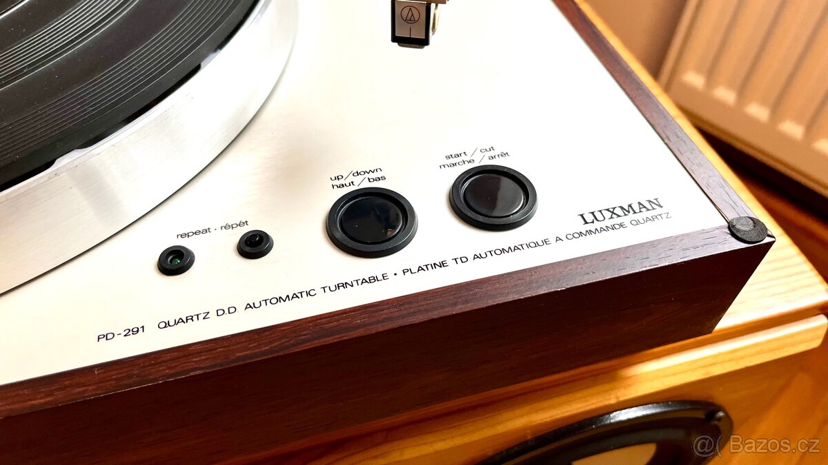 Gramofon Luxman