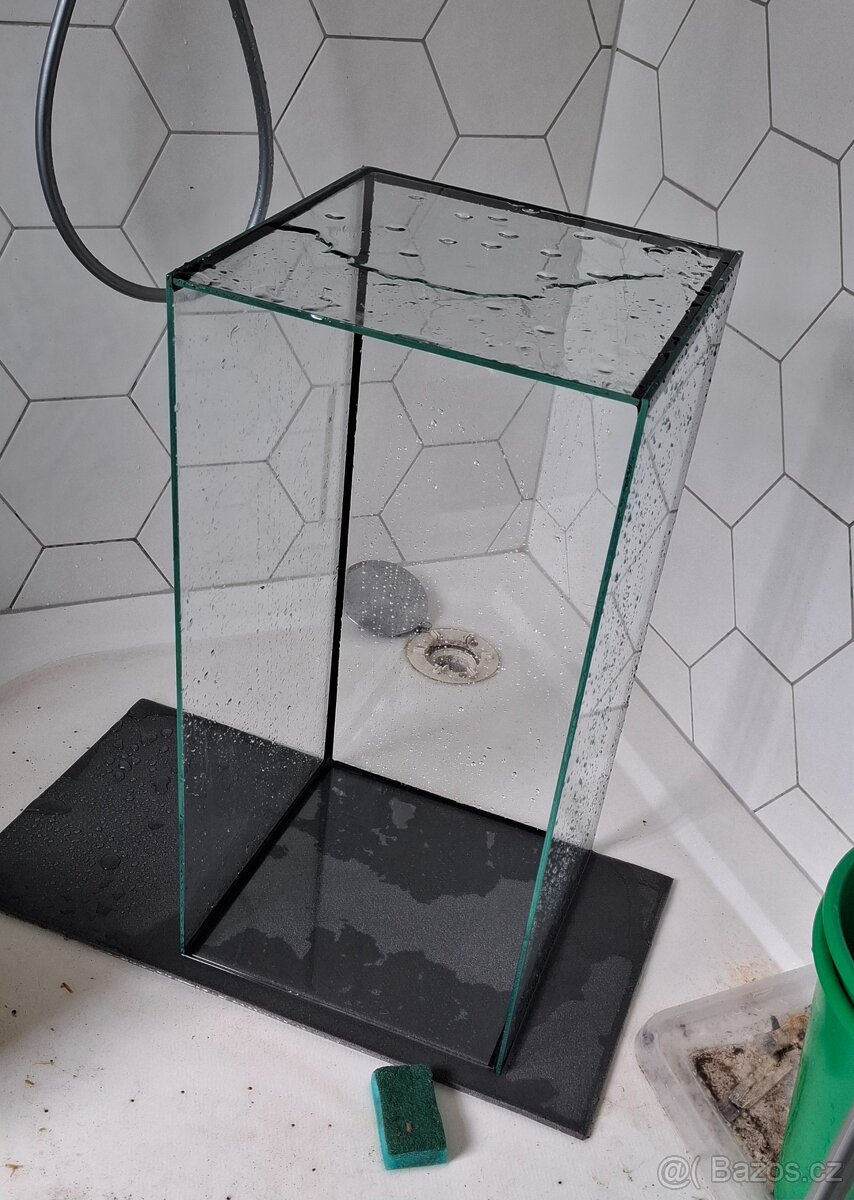 Akvárium 54 l (60x30x30)