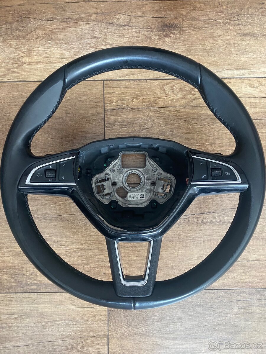 Volant Škoda Octavia 3