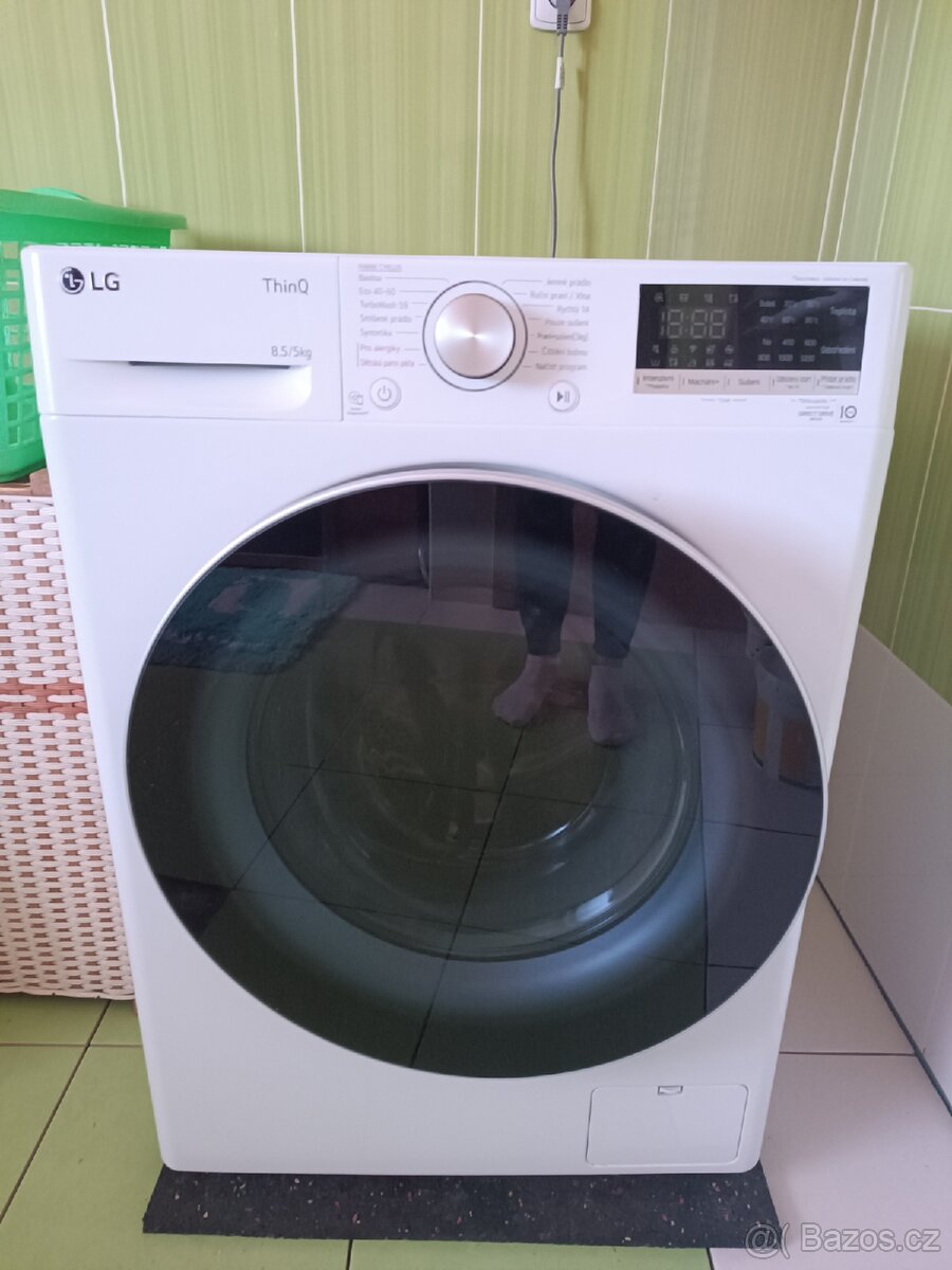 LG F2DV5S8S1 Pračka se sušičkou
Pračka se sušičkou