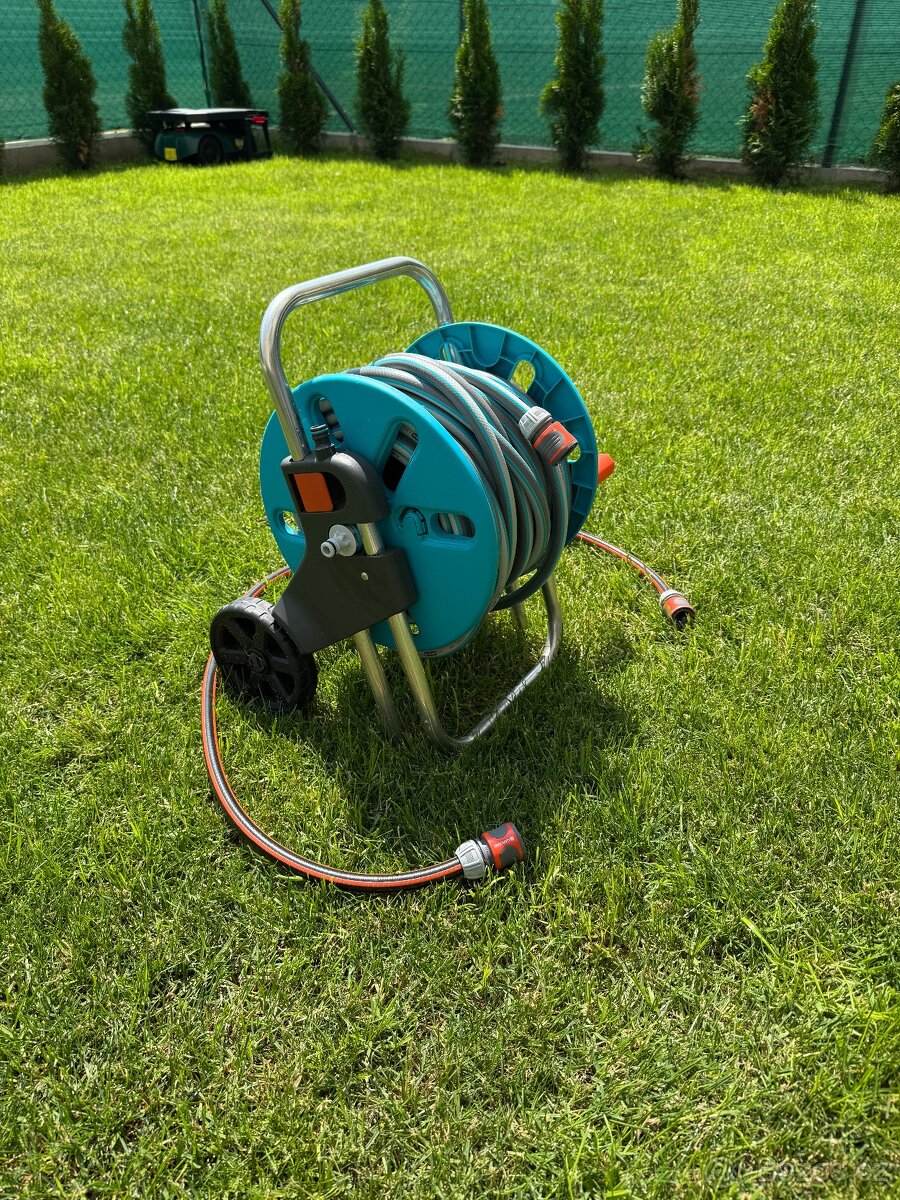 Vozík na hadici GARDENA 20 m + připojovací hadice 1/2