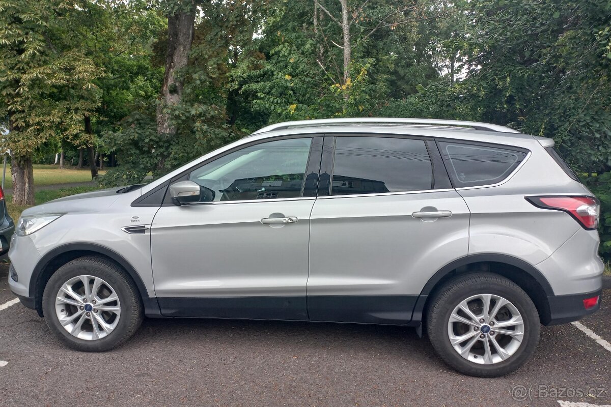 Ford Kuga - pravidelně servisováno