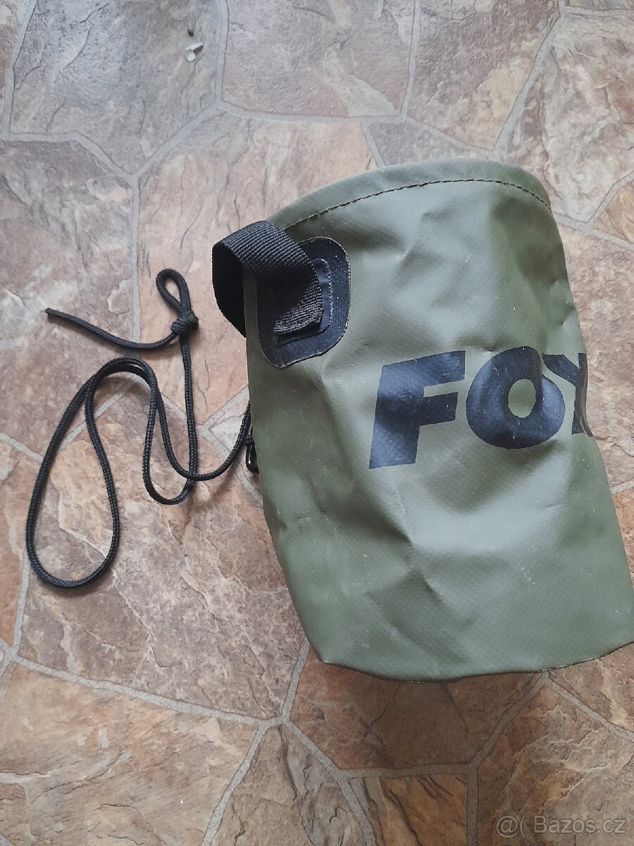 Skládací kbelík na vodu FOX