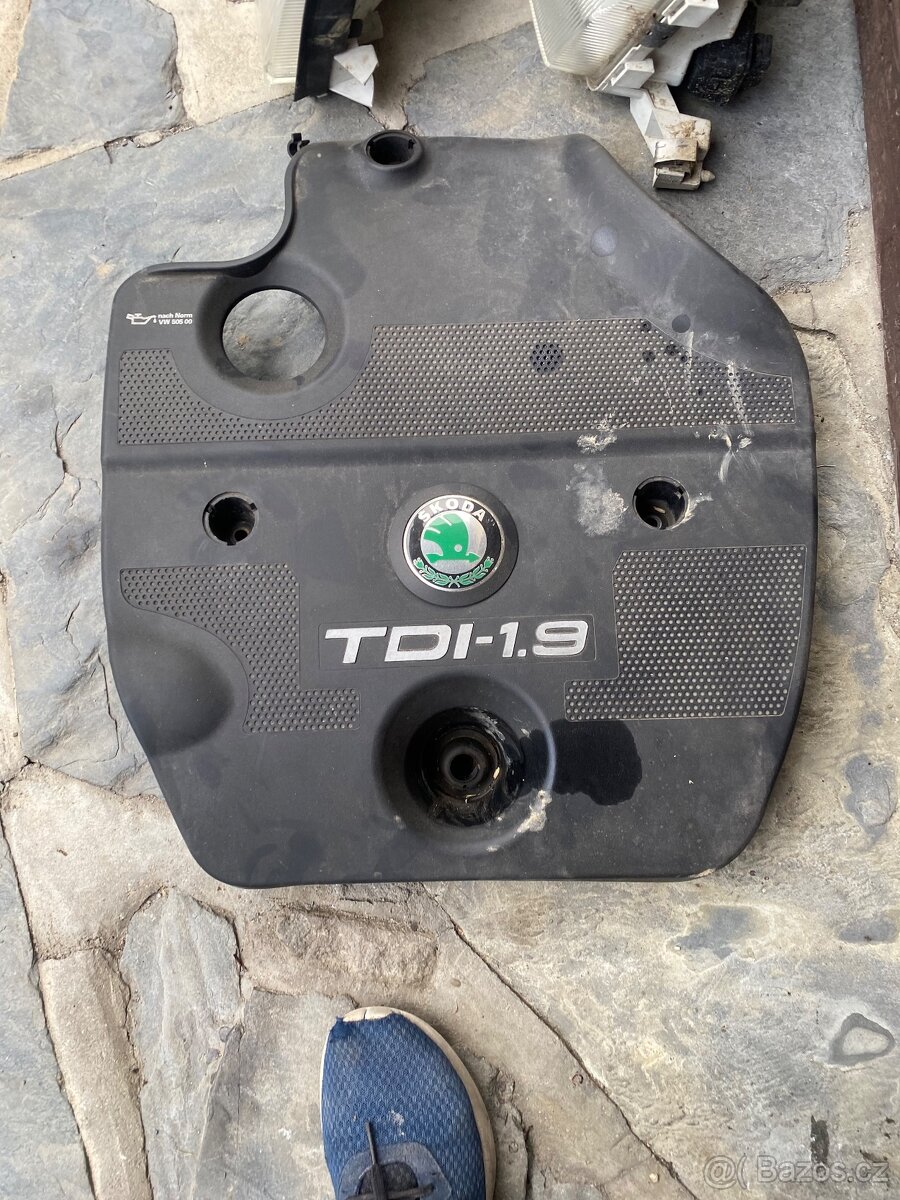 Kryt motoru
