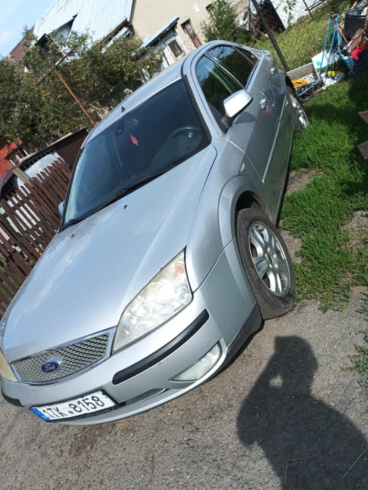 Ford Mondeo 2005 1.8 benzín
