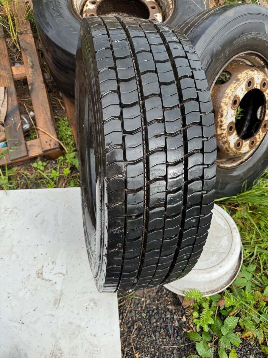 Pneu Barum BD200 nova 285/70/19.5 r19.5 1-kus