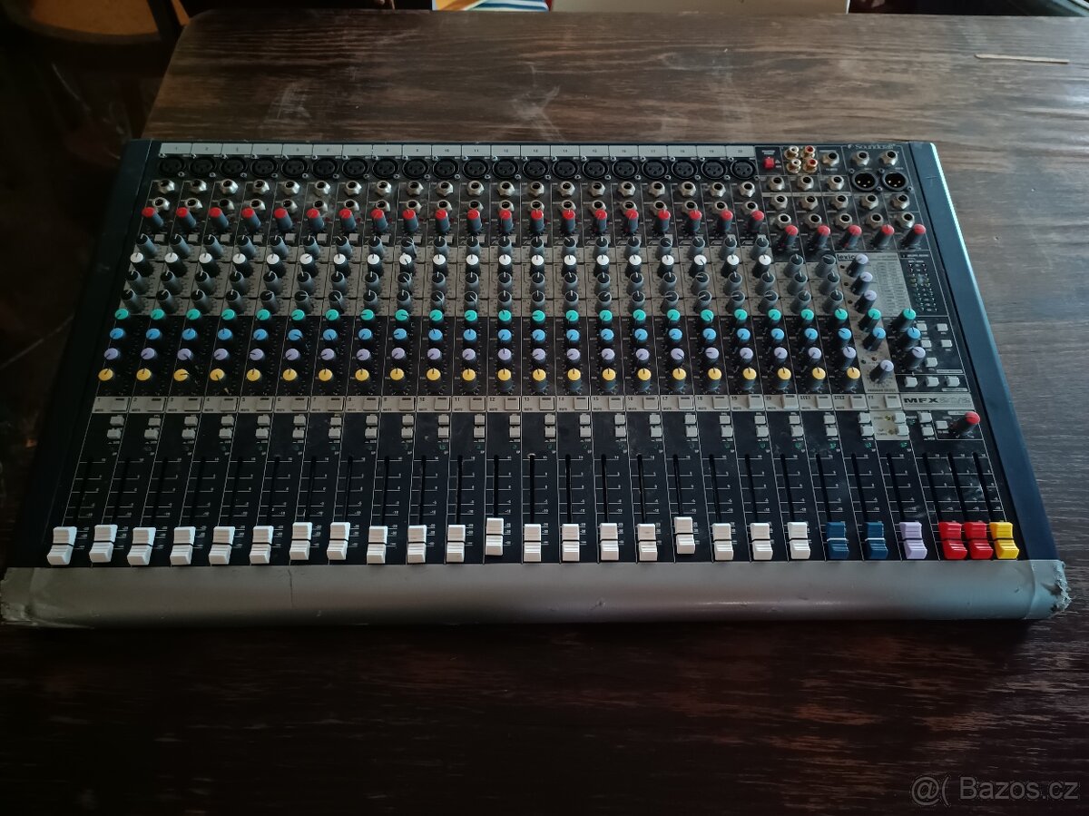 Soundcraft MFX20/2