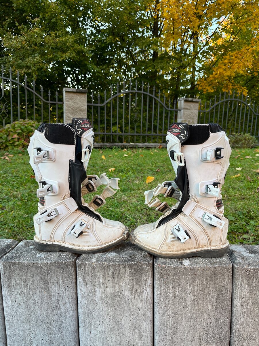 Motocrossove boty Cougar