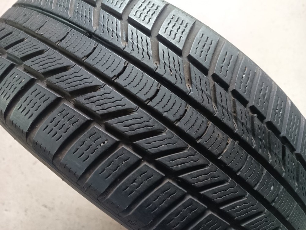 205/55 R17 CONTINENTAL (2721)
