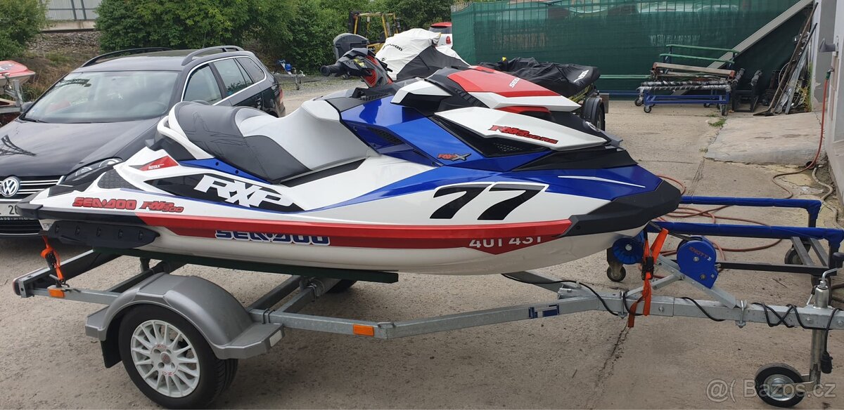 Vodní skútr sea doo rxp 300 upravený do GP2