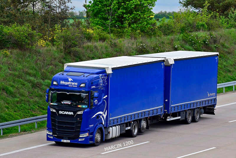 Řidič mkd, víkendy volné