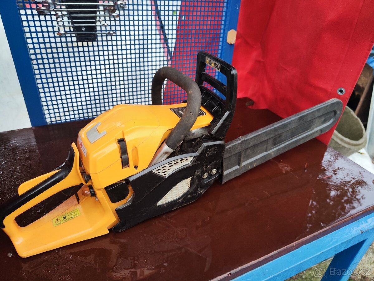 Motorová pila Riwall Pro RPCS 5545