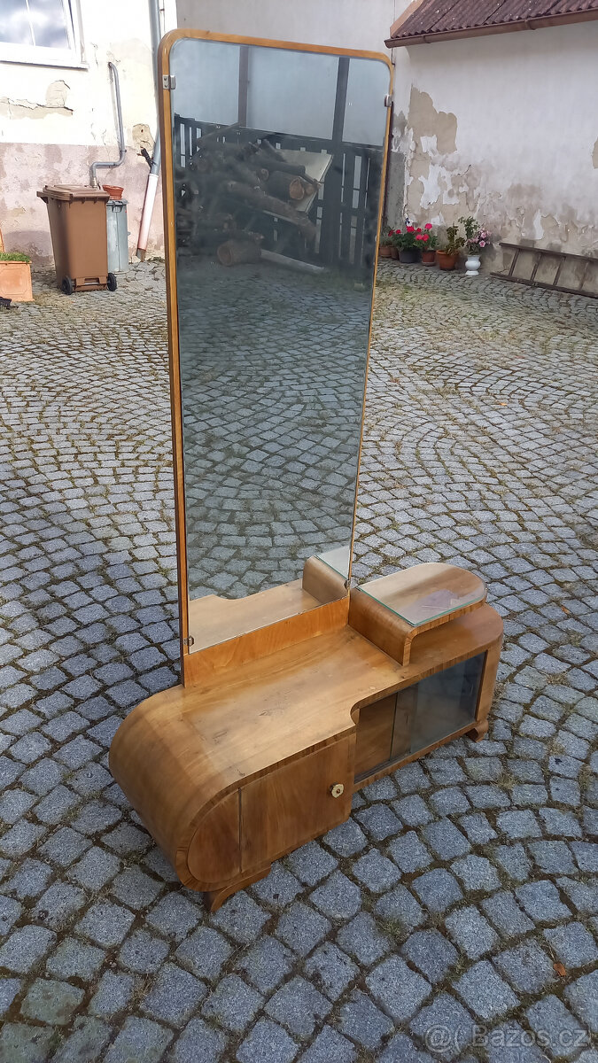 Prodám starožitný toaletní stolek – Art Deco (cca 1930–40)