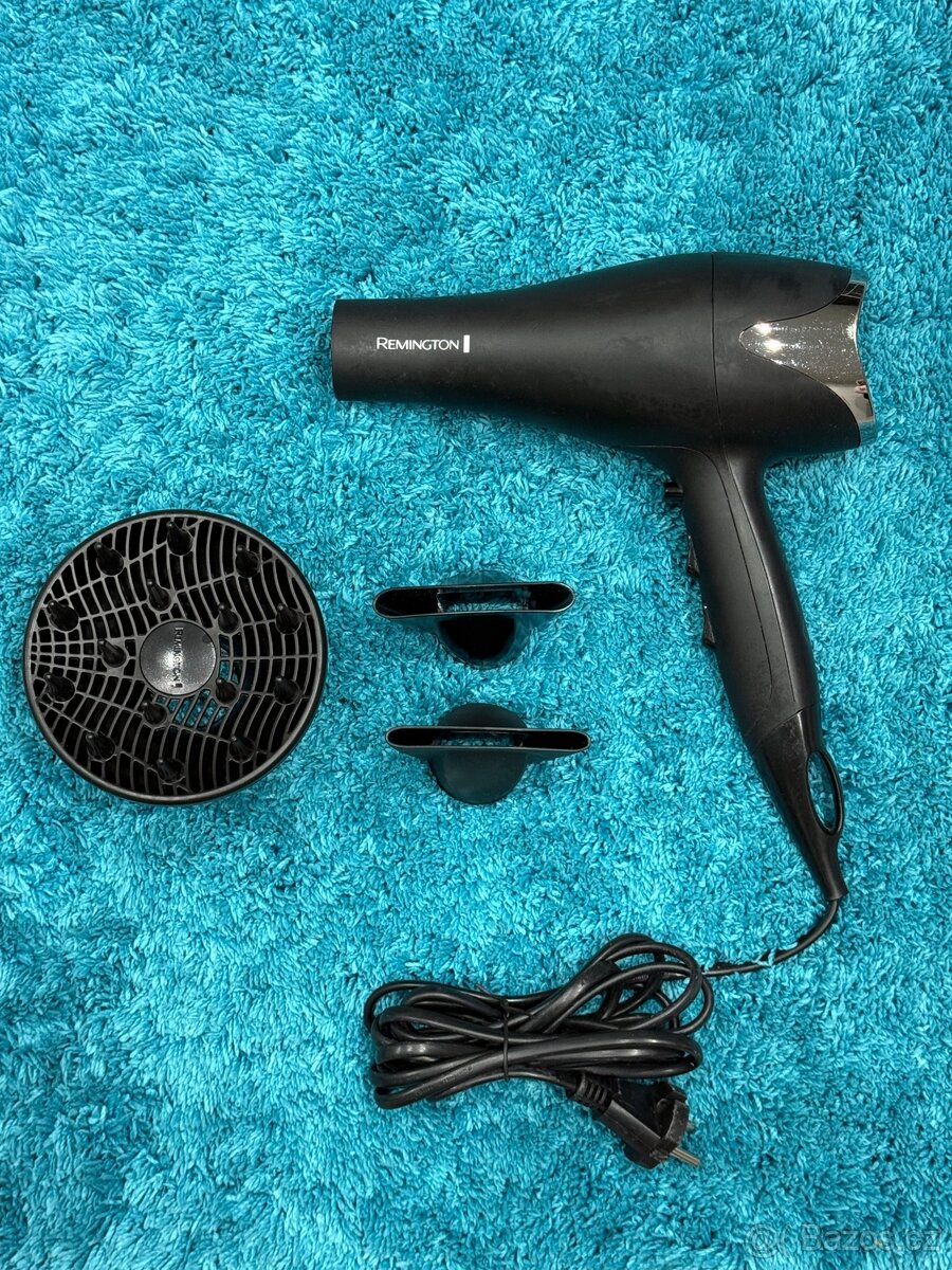 Horkovzdušný fén Remington
