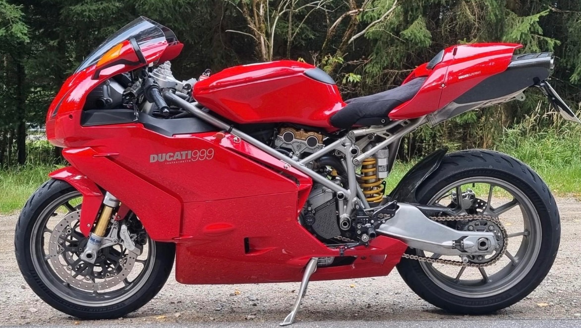 Ducati 999