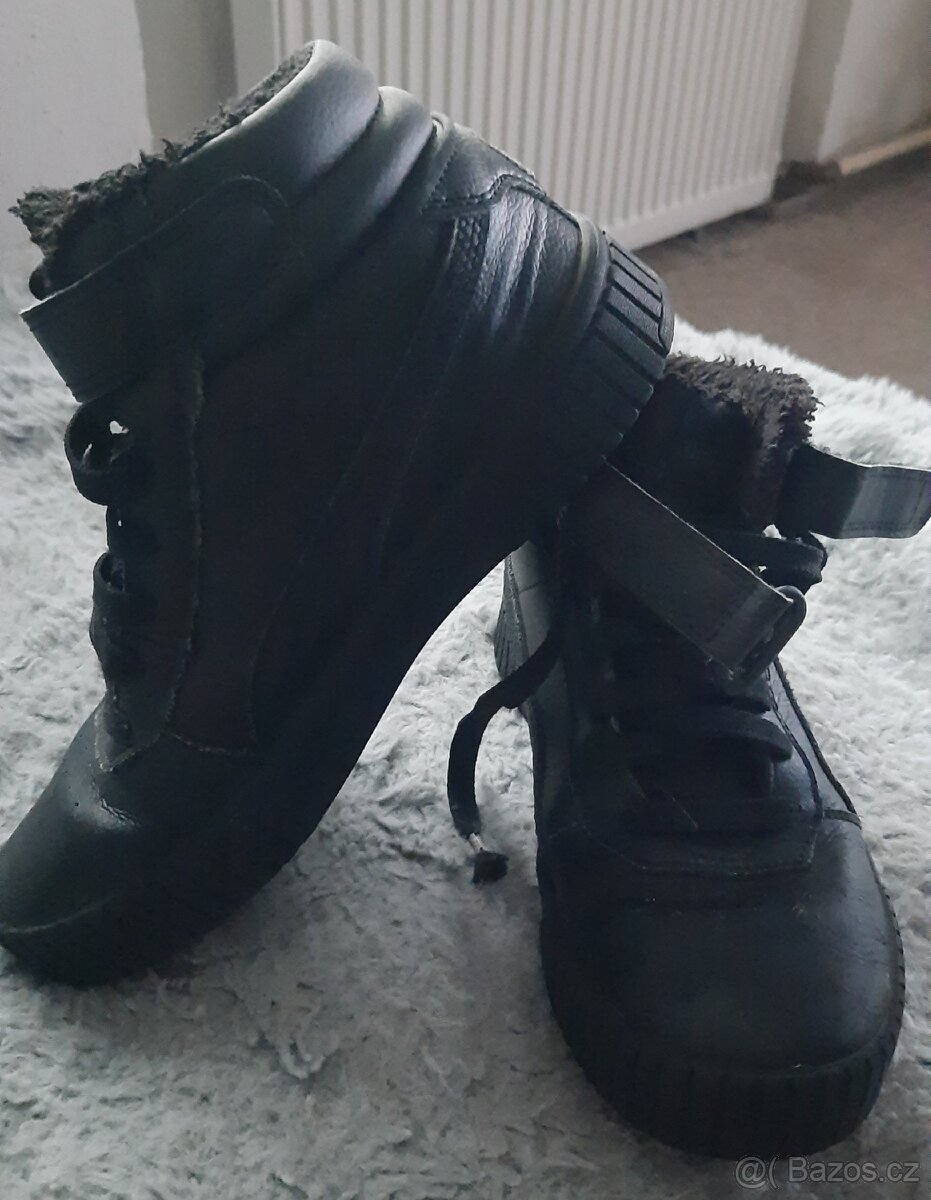 Zateplené kotníkové tenisky boty Puma vel. 37,5