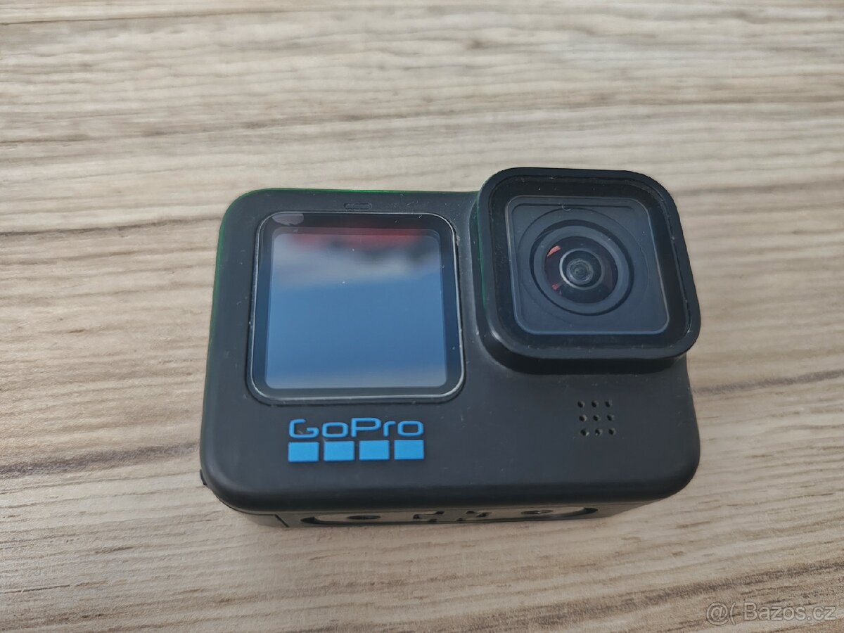GoPro 11 + příslušenství