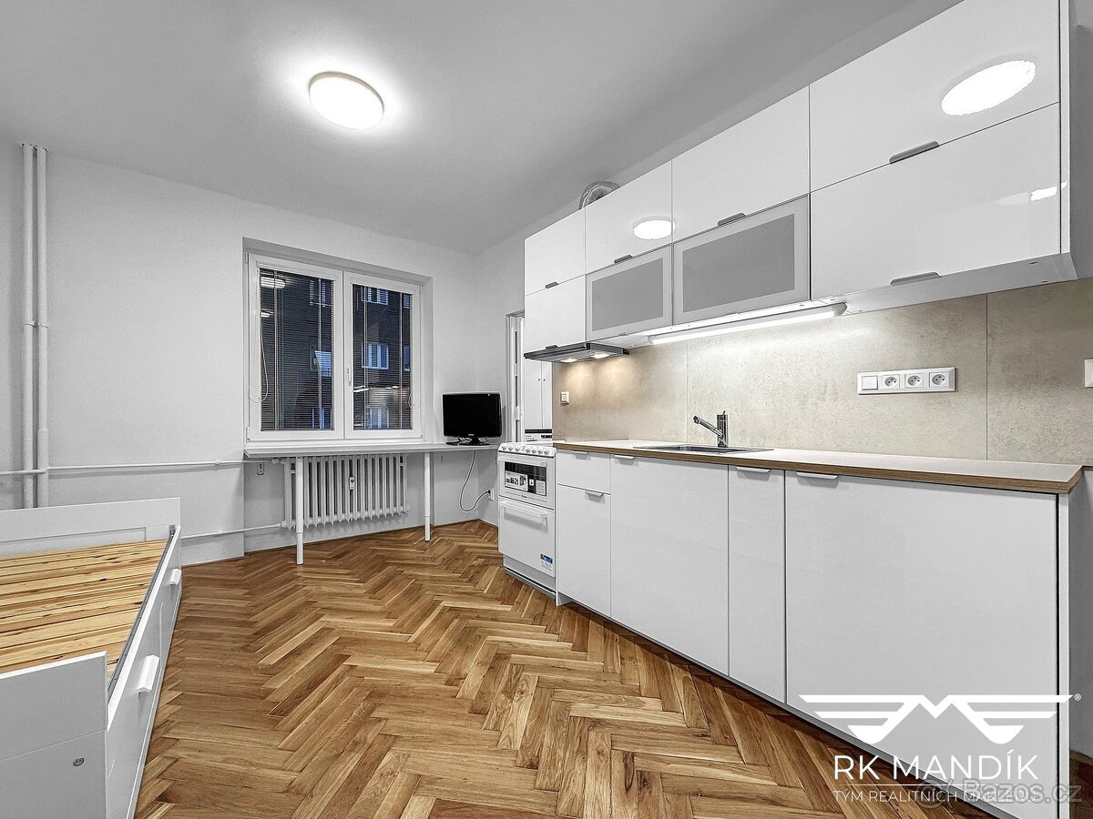 Garsonka v srdci Prahy 10 - Strašnice, ev.č. 733