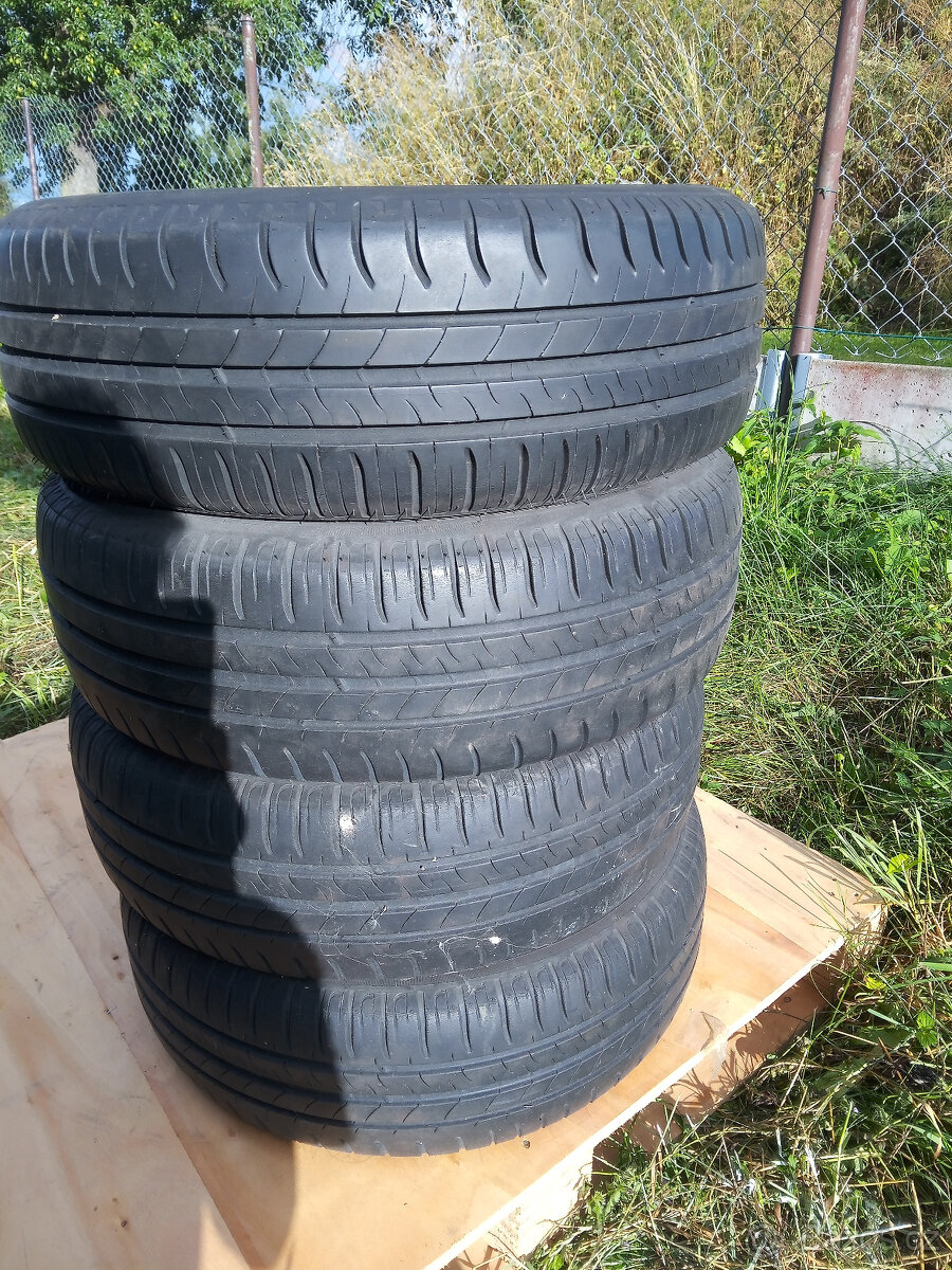 Letni Michelin 185/60 R15 4ks