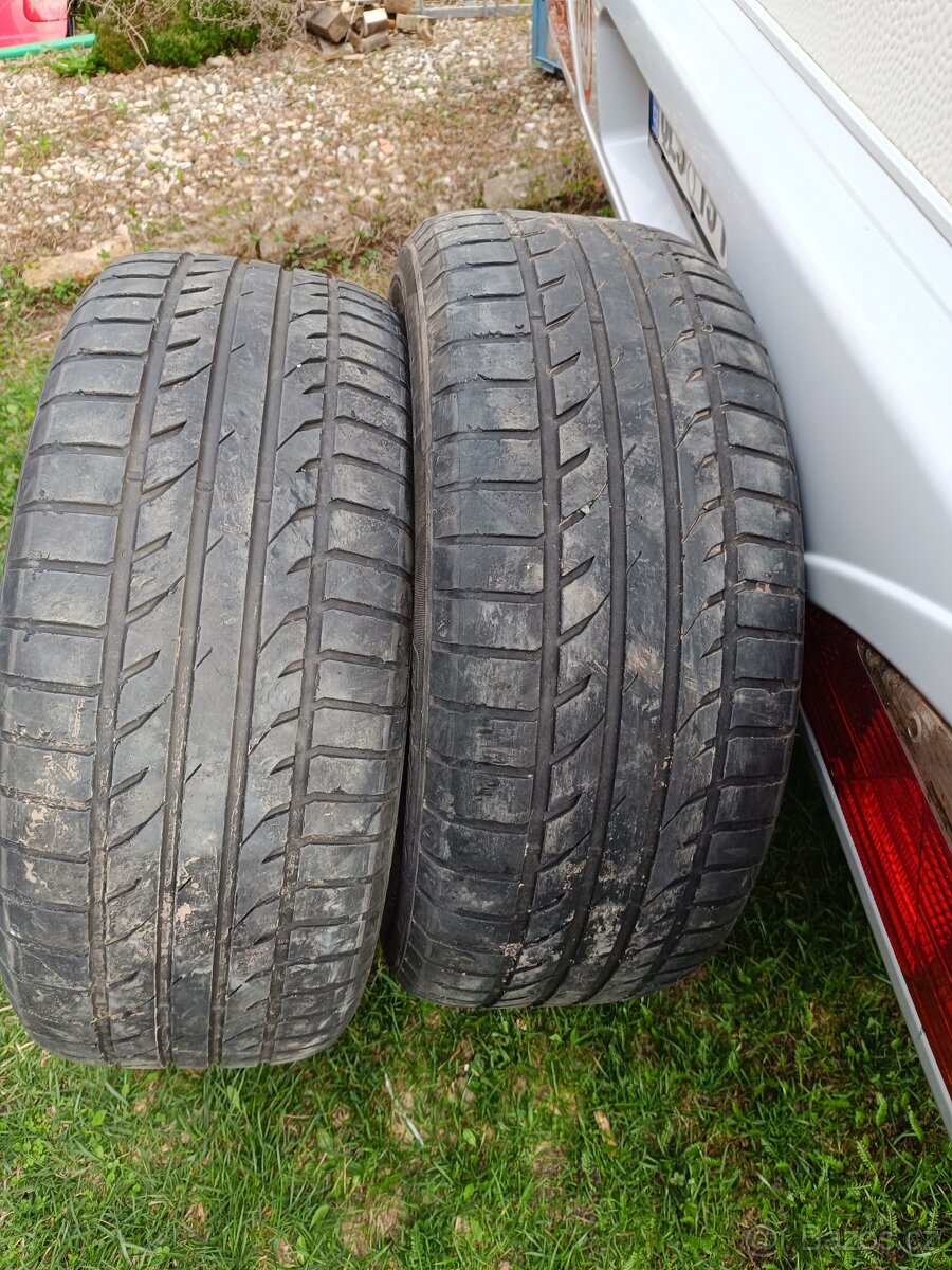 275/50 R20 113W XL