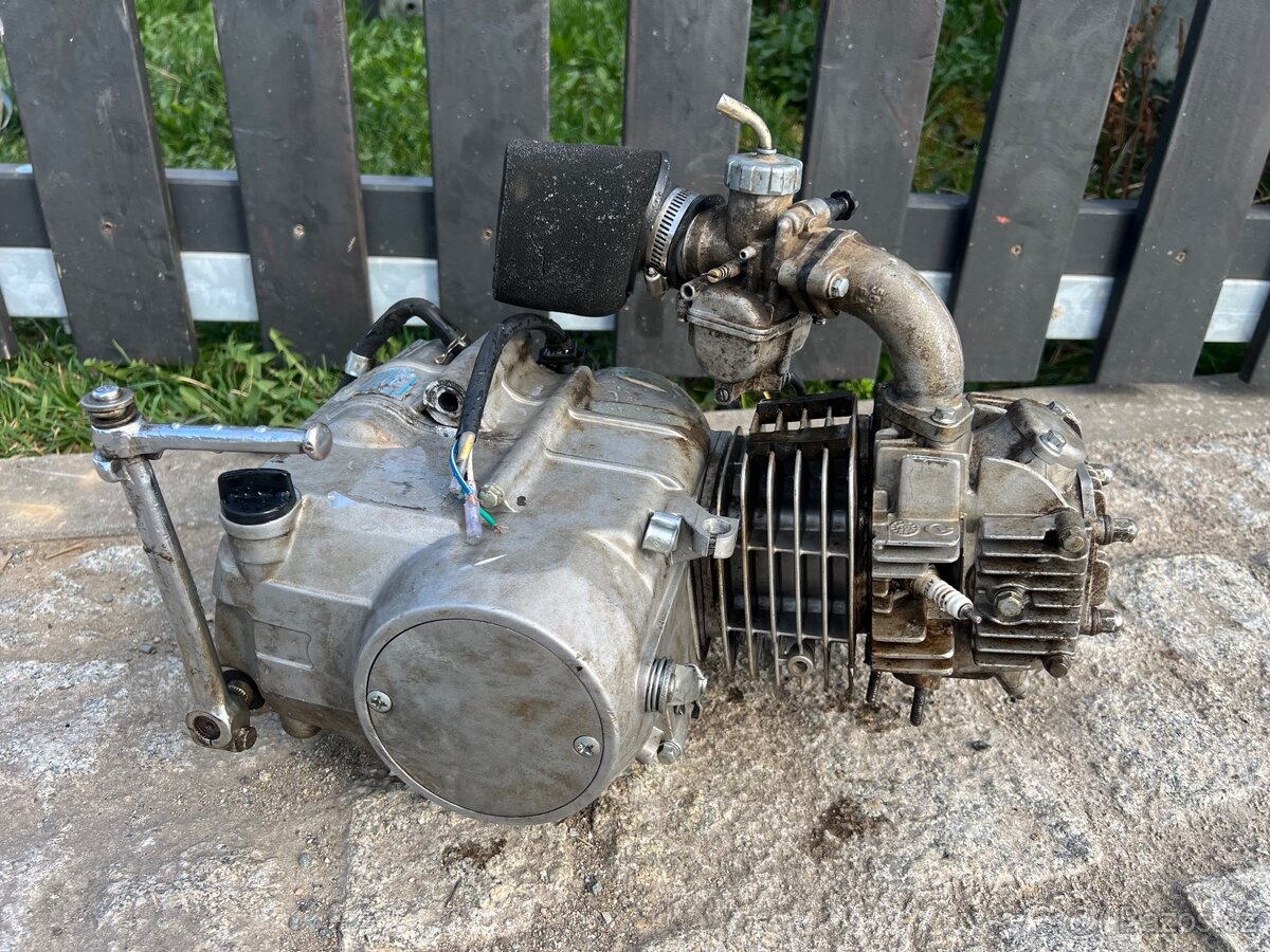 Motor Stomp 125