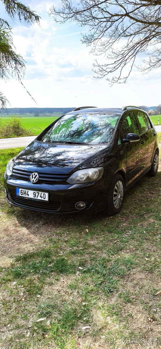 VW Golf 1.6 75 KW r.v. 2009