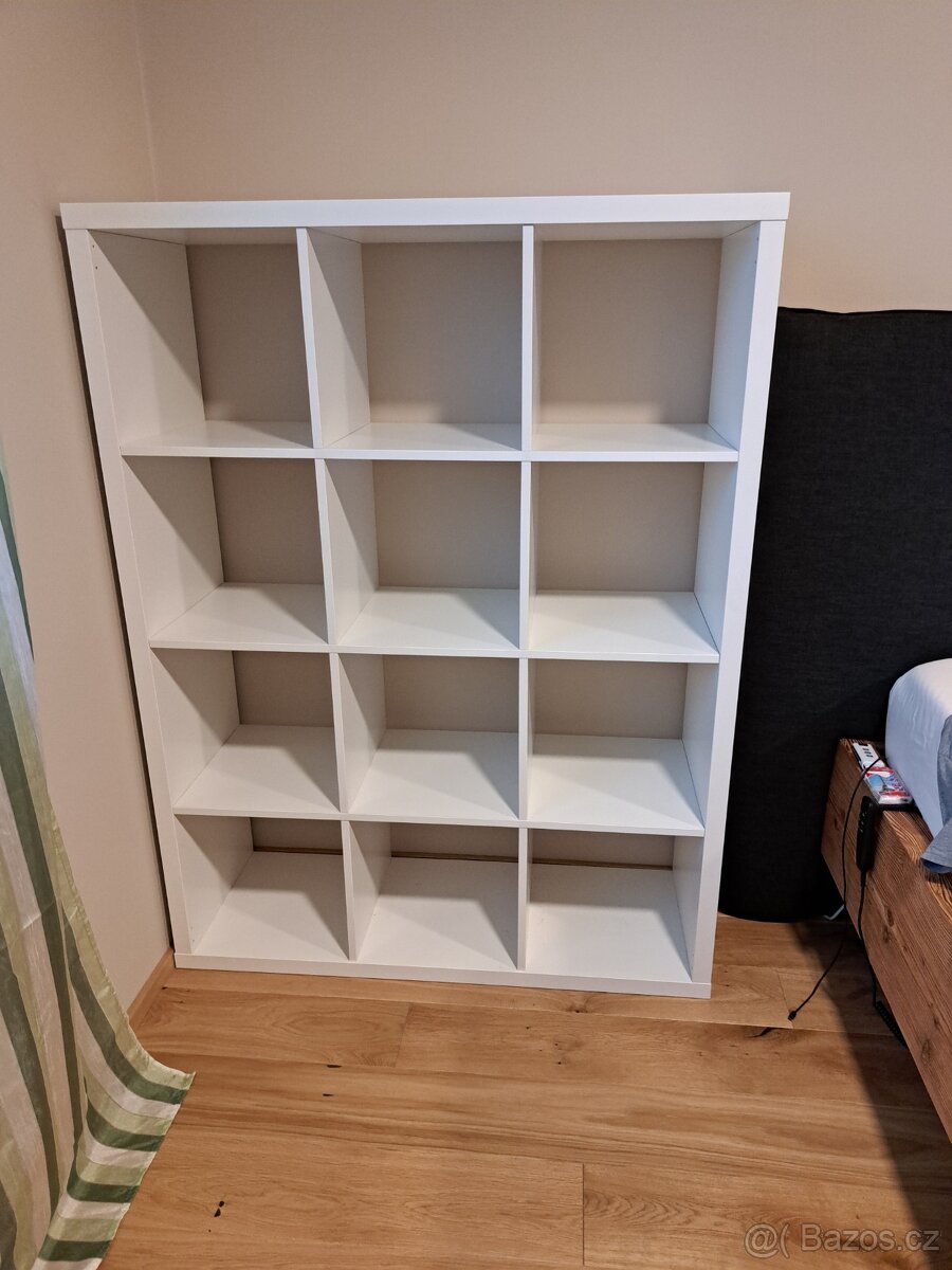Police Kallax Ikea 3x4 bílá