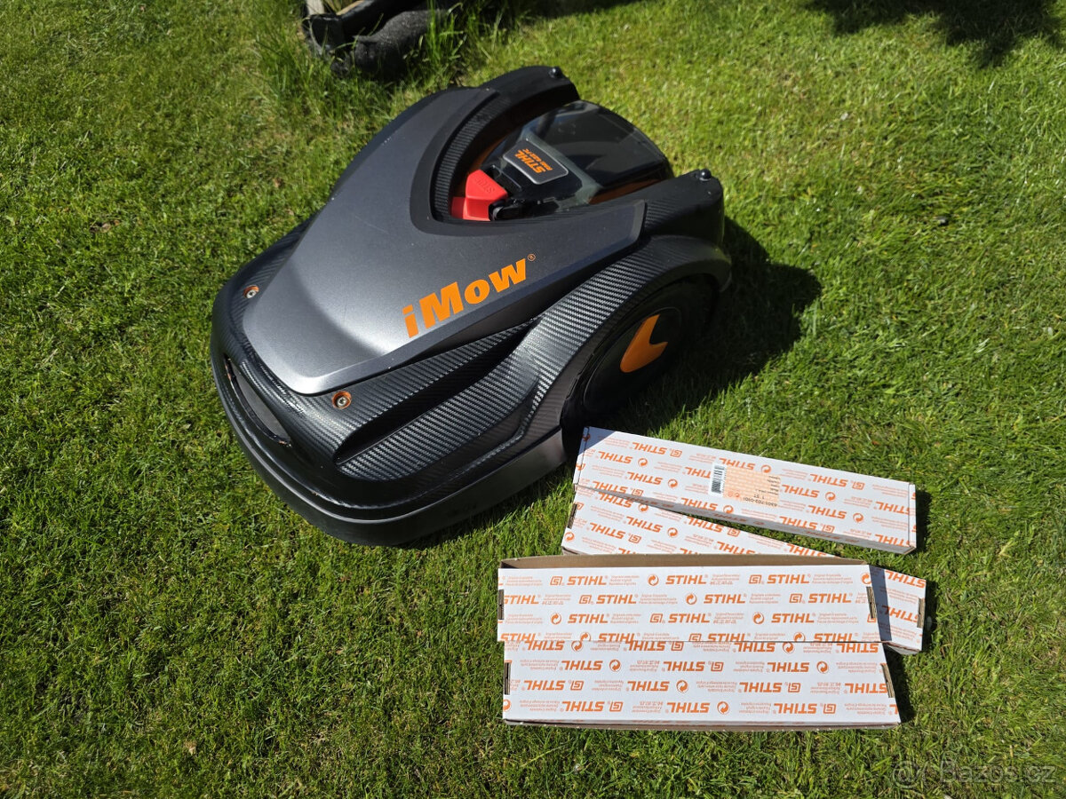 STIHL iMOW® RMI 422PC - 5let, spolehlivá s auto-polepy.