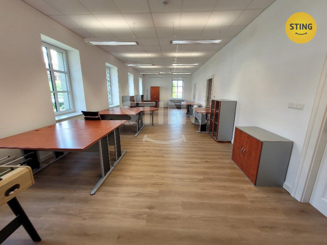 Pronájem kanceláře 56 m2, ul. Prokopa Velikého, Ostr, 130853