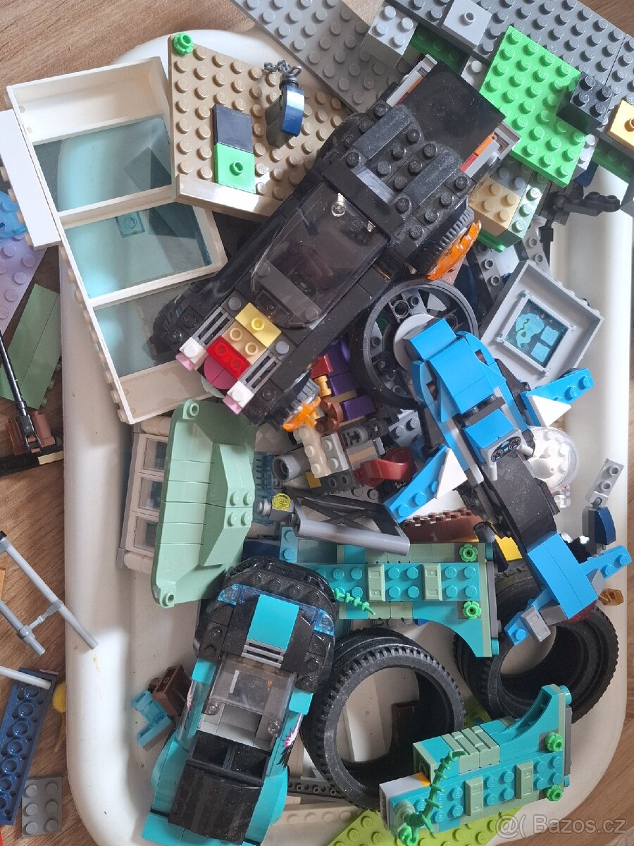 Lego mix 5kg vcetne figurek city