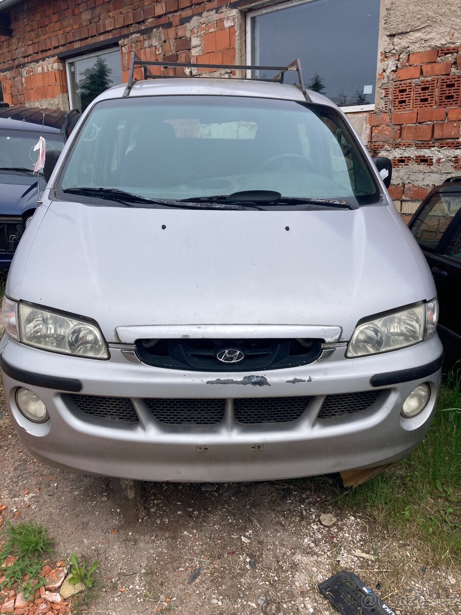 Hyundai H200 náhradní díly na prodej