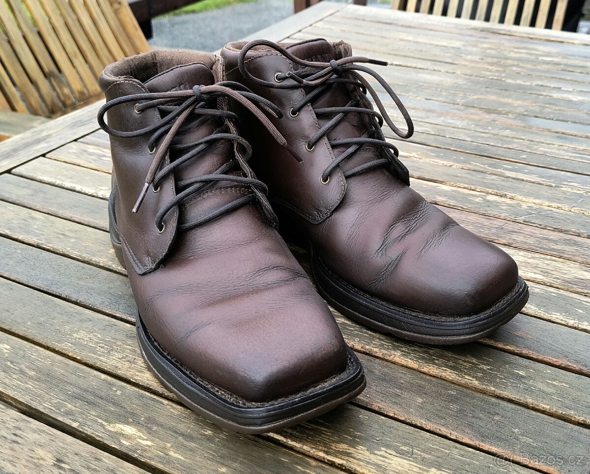 Kožené boty Durango Boots