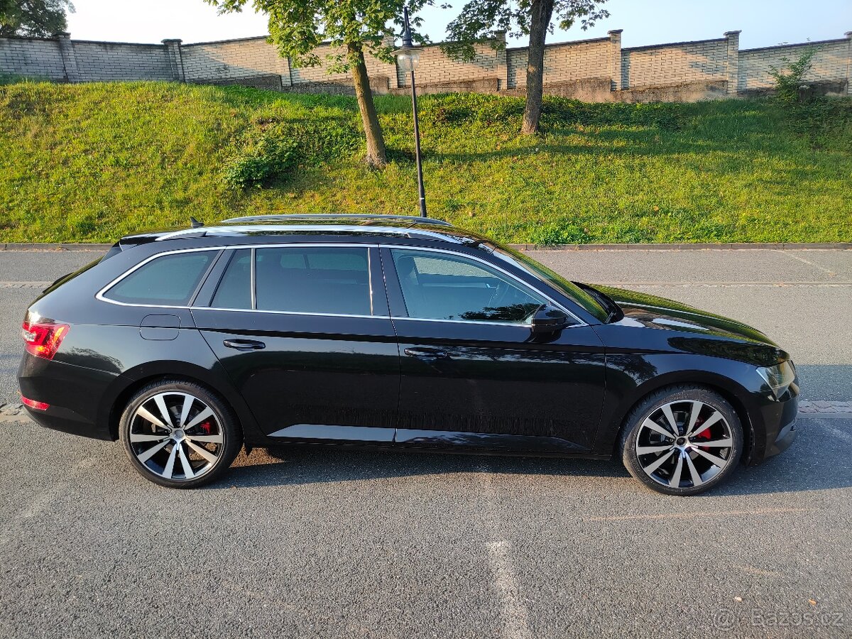 Škoda Superb 3 Combi Style 2.0 TDI DSG NAVI ACC BI-XENON