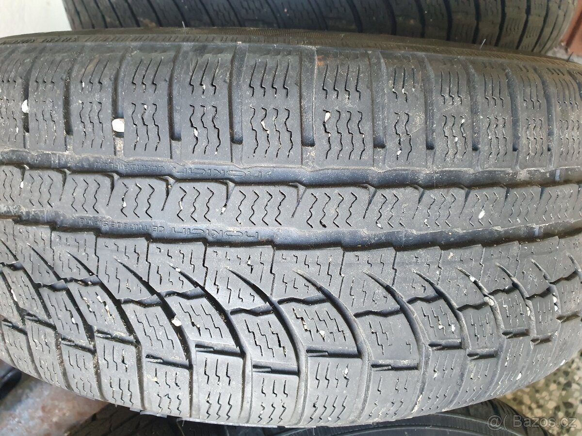 zimní pneu 205 55 r 16