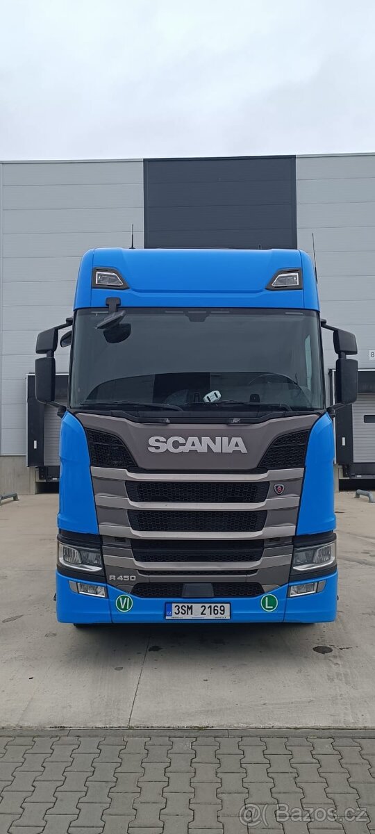 Příjmu řidiče/ku C+E denně doma