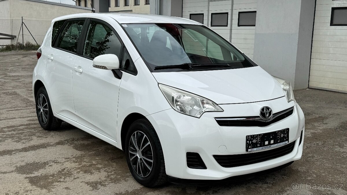 Toyota Verso-S, 1,3VVT-i 73kW, klima