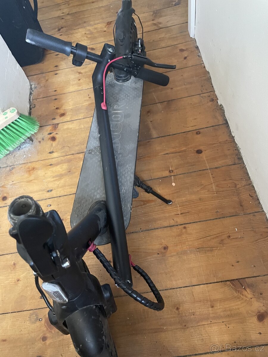 Sencor Scooter S60 NA DÍLÝ