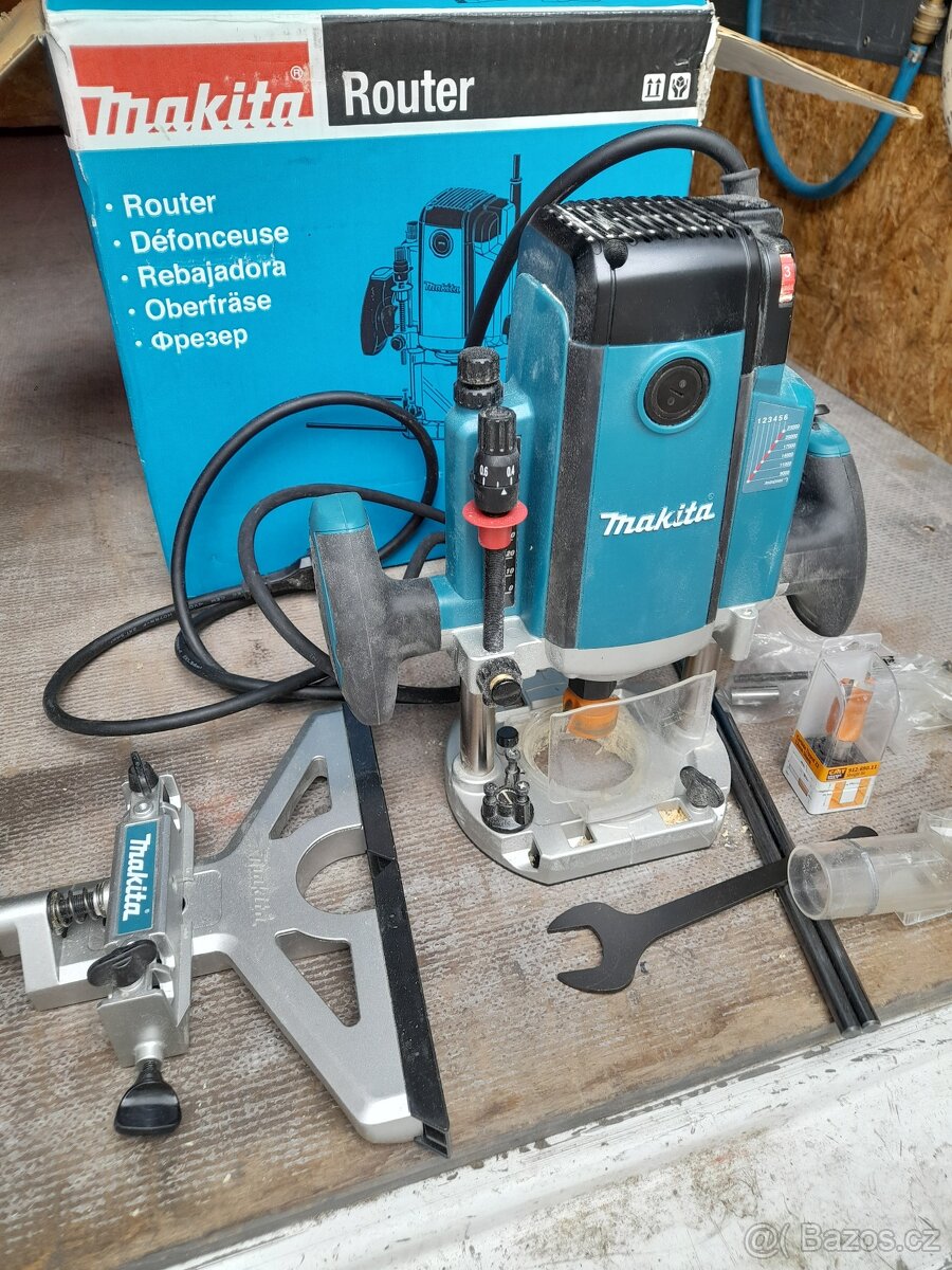 Horní frézka Makita RP2300