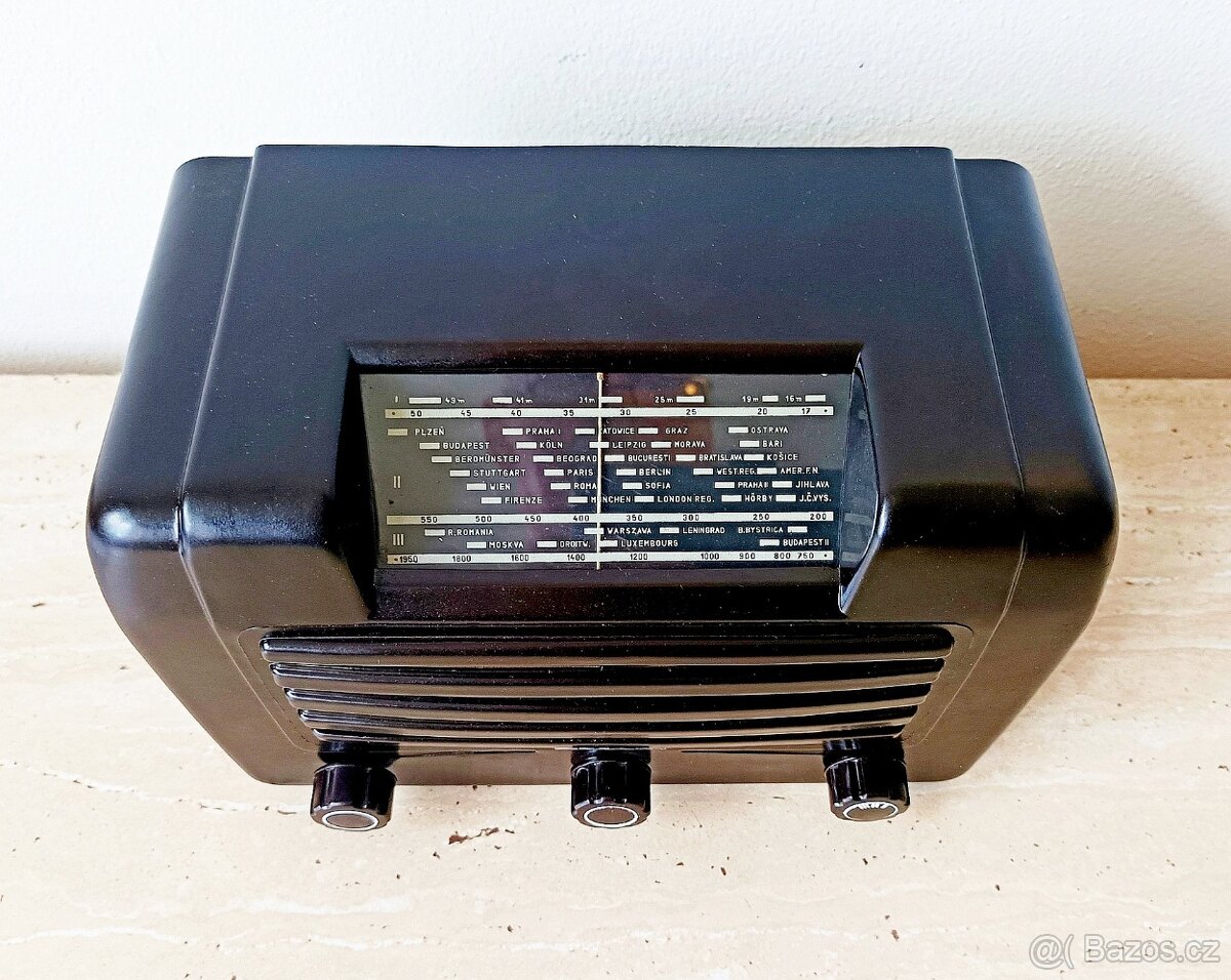 Starožitné rádio Tesla Talisman 305U po celkové renovaci