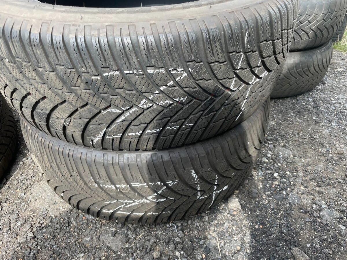 Firestone zimní 215/55R16 , vzorek 6mm,