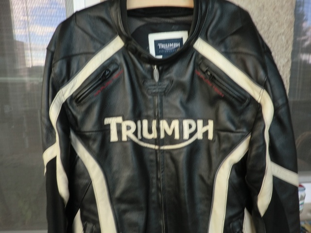 Motobunda TRIUMPH kožená