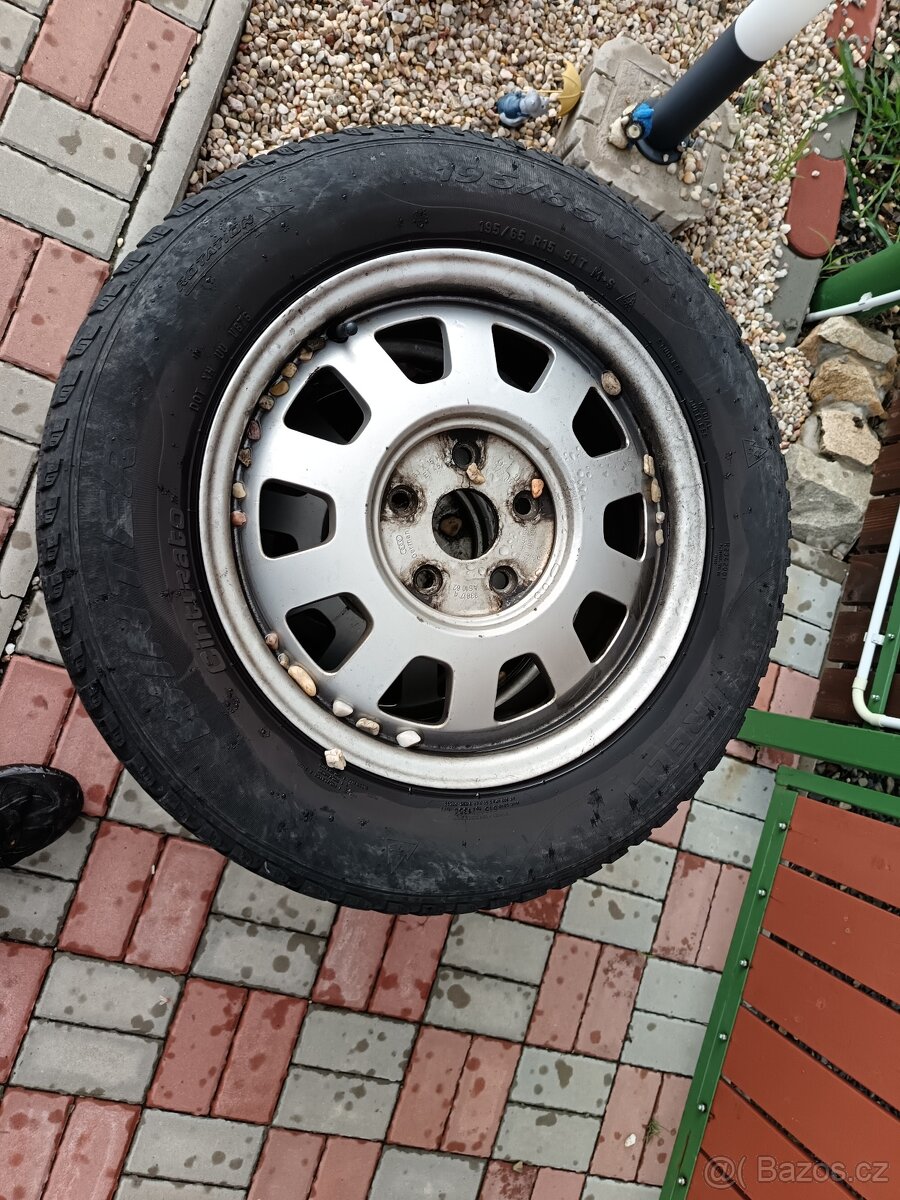 Sada kol R15 Audi