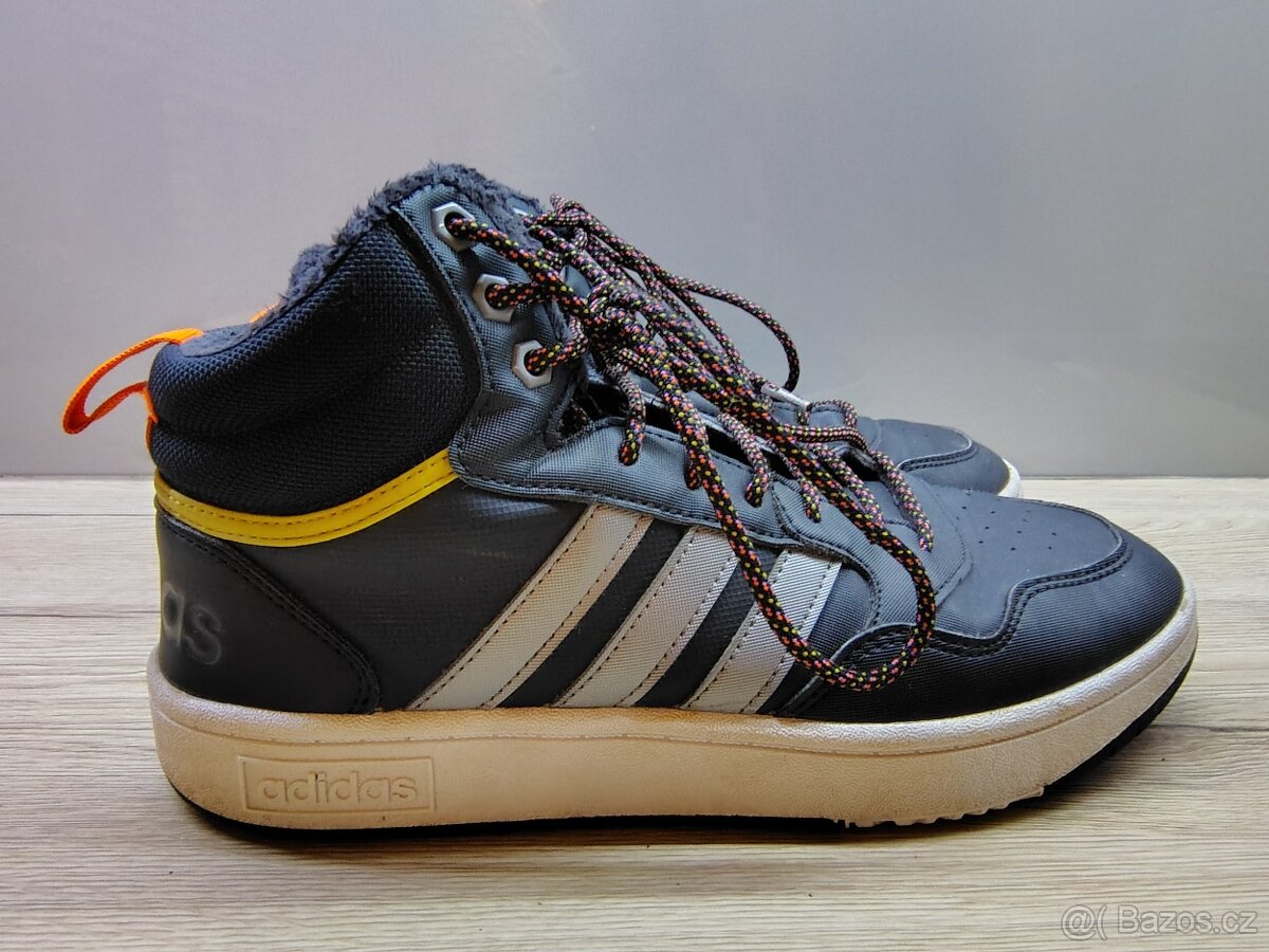 Kotníčkové pánské boty Adidas 42 2/3 zateplené