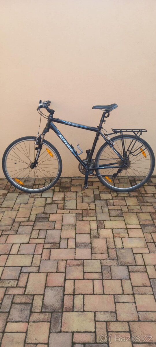 Trekingové kolo Author Stratos