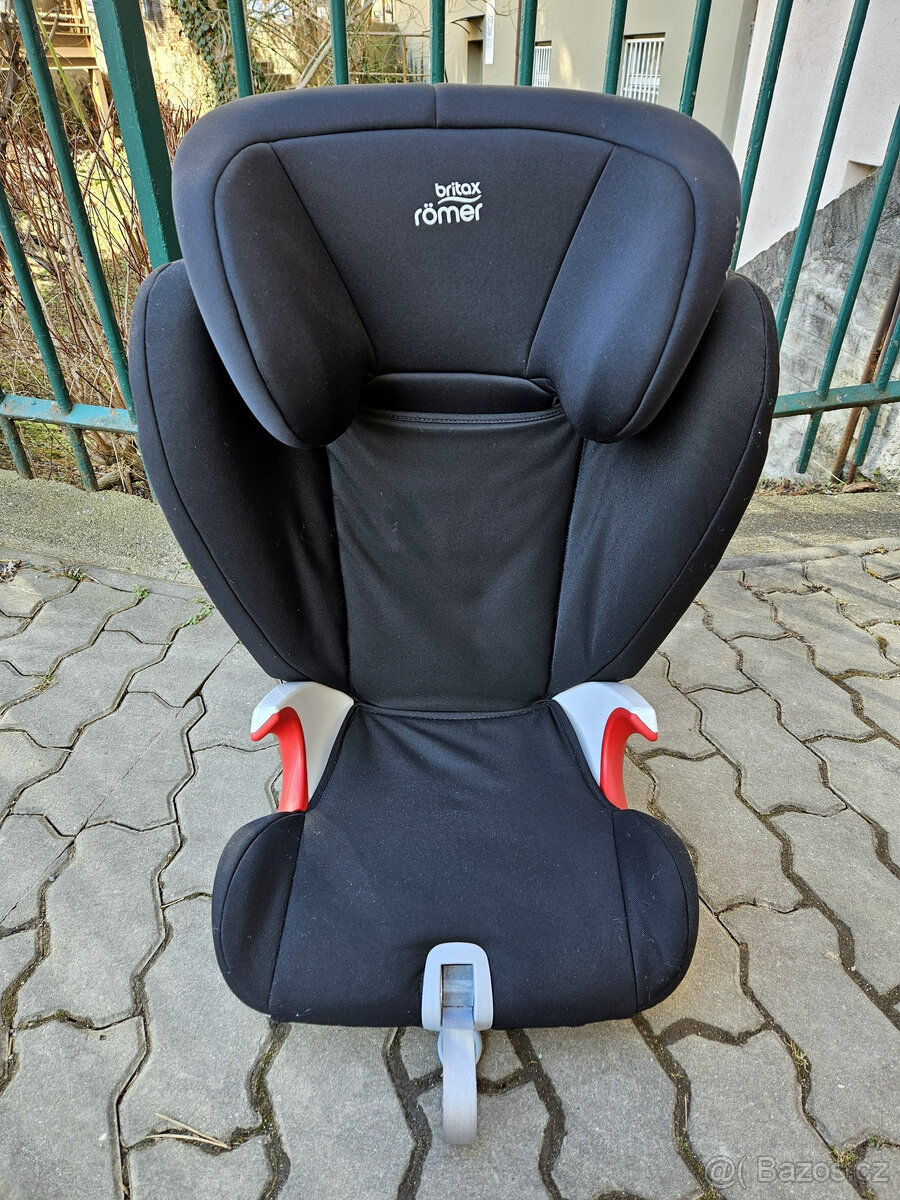 Autosedačka Britax Römer KIDFIX, černá, 15-36kg